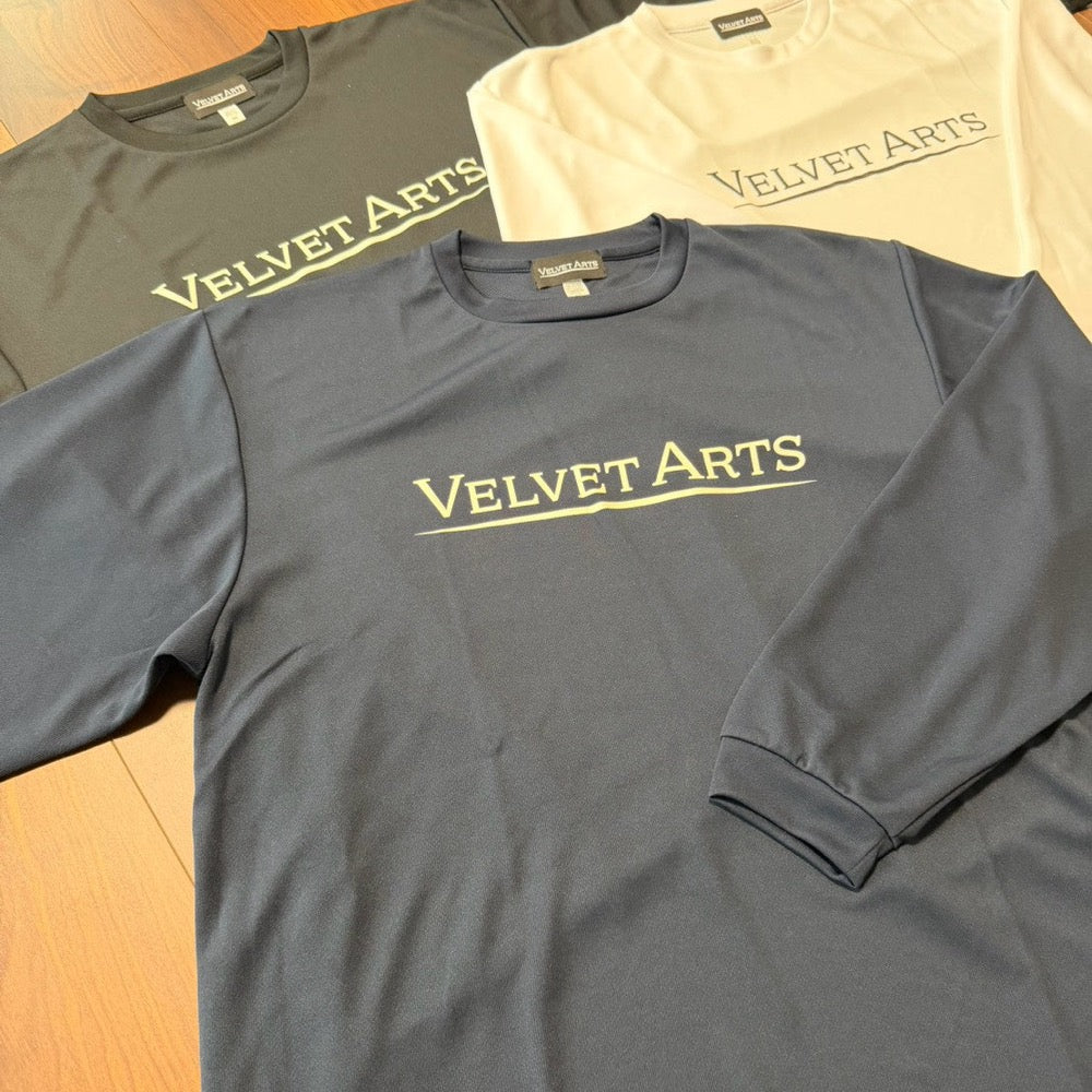 Long Sleeve Dry T-Shirt Gothic Logo - VELVET ARTS