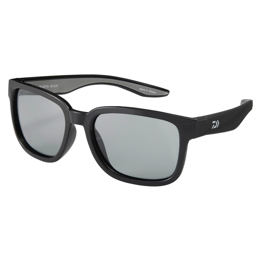 DN-8076J Junior Polarized Sunglasses - DAIWA