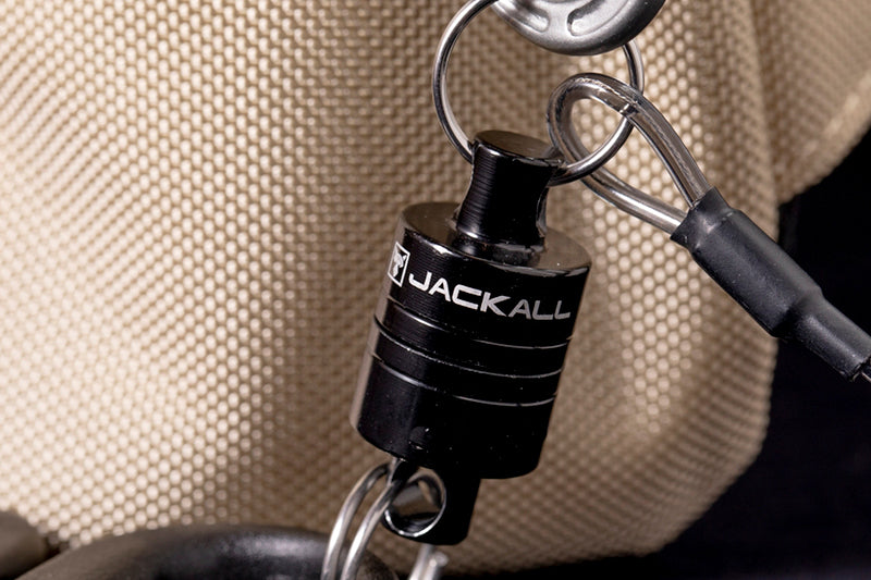 Carabiner Magnet - JACKALL